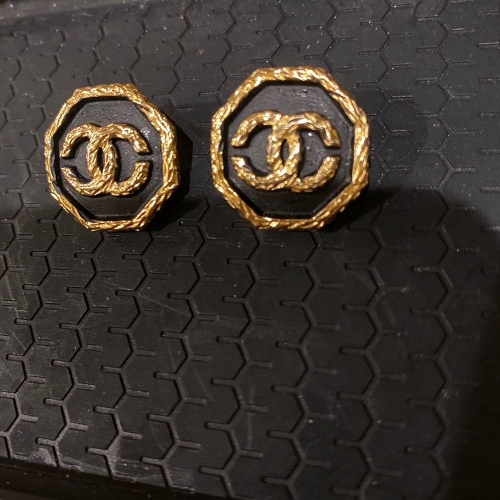 Vintag.    Chanel earings